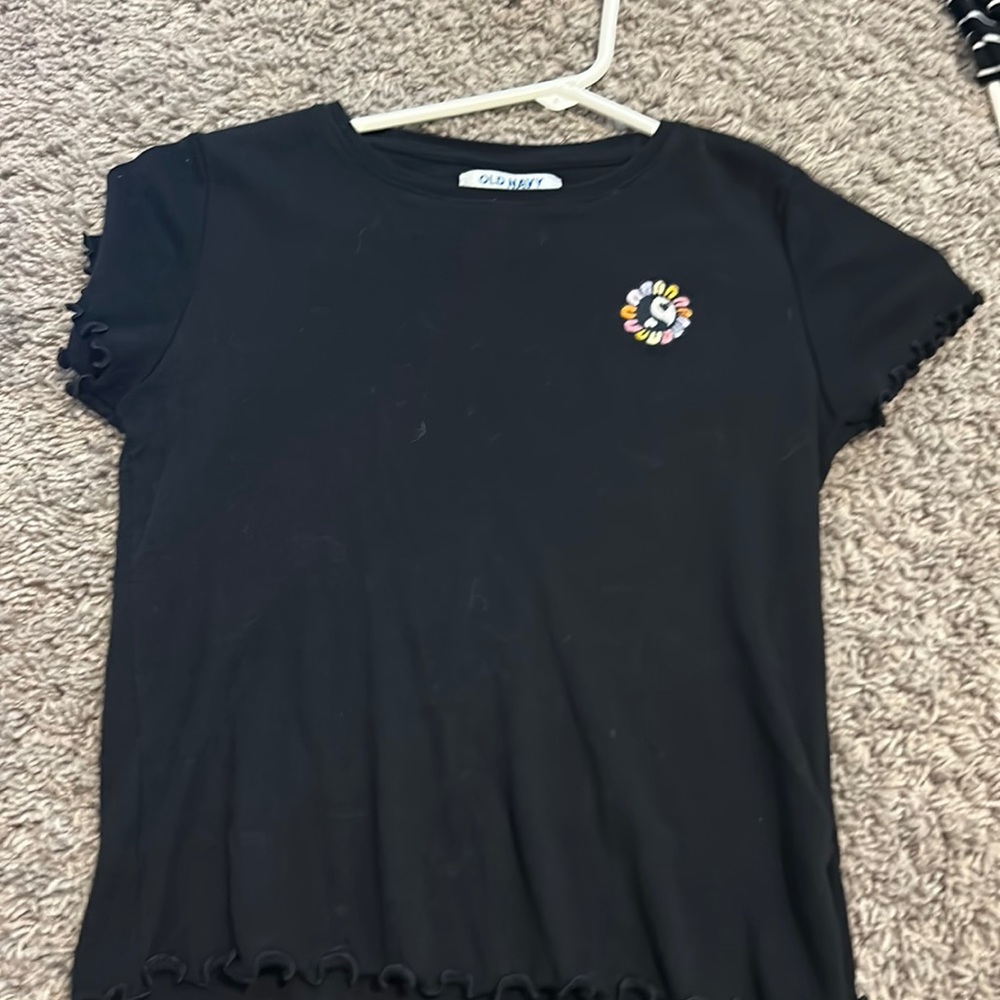 Tight fit black old navy girls shirt.